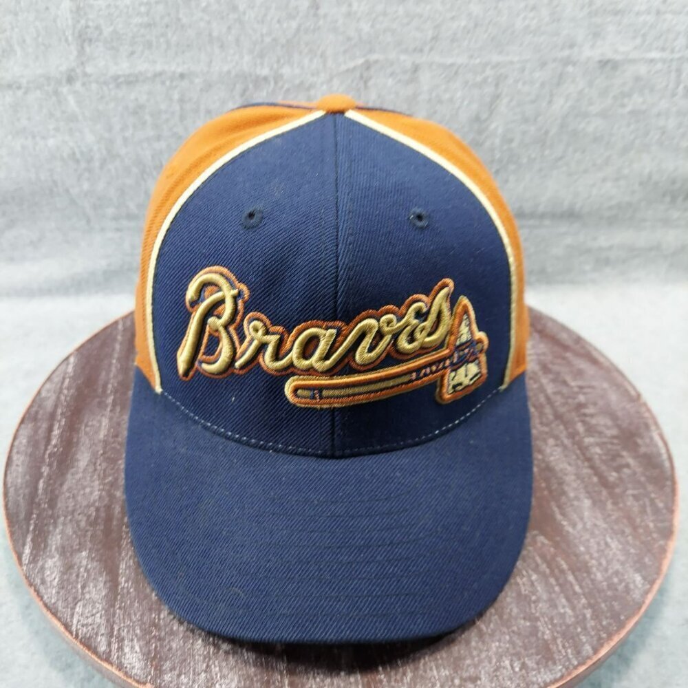 Atlanta Braves Two-Tone Baseball Cap 7 1/4 American Needle Vintage Cooperstown